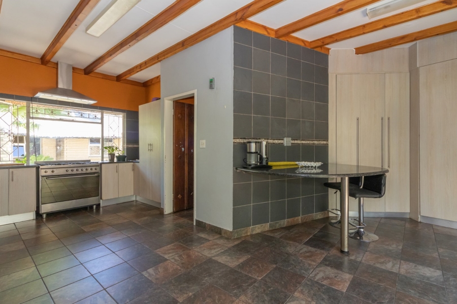 6 Bedroom Property for Sale in Panorama Free State